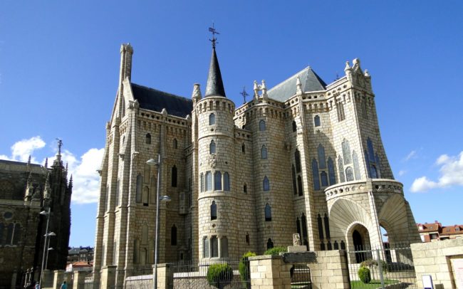 Palacio Episcopal, Astorga by Gaudí at Flickr